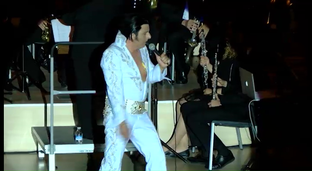 Imagen de Torrevieja resucita a Elvis en un concierto sinfónico único en España
