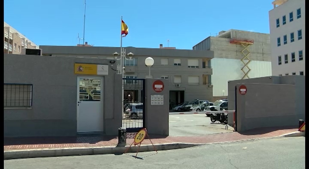 Imagen de La Guardia Civil de Torrevieja detiene a tres hombres por un presunto delito de estafa