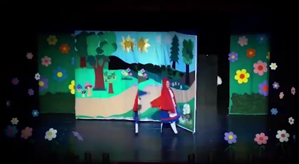 Imagen de  Teatro familiar en el Auditorio de Torrevieja con la historia más loca de Caperucita Roja