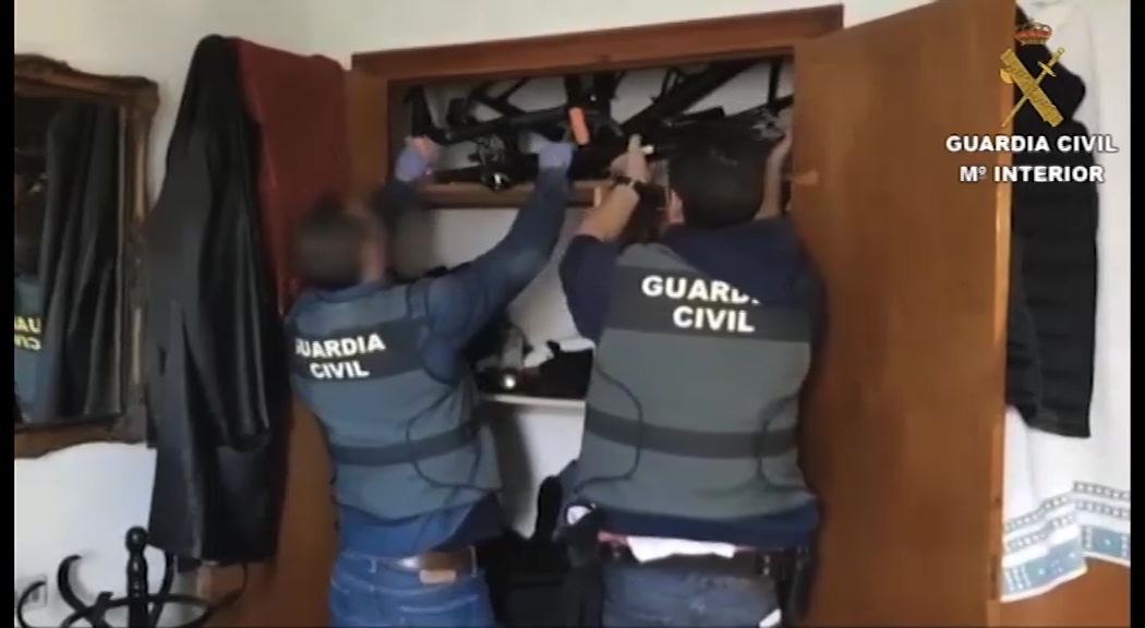 Imagen de La Guardia Civil detiene en Torrevieja a los autores del robo de cerca de un centenar de bicicletas