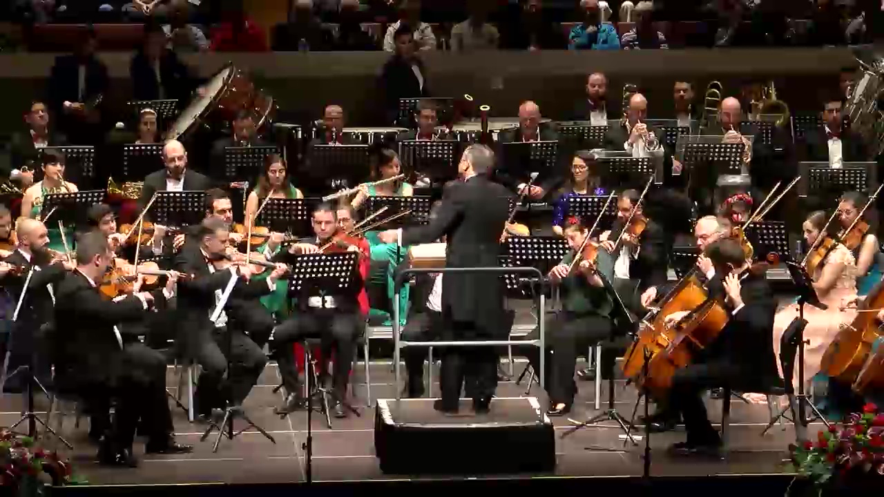 Imagen de Concierto de Año Nuevo y Reyes: la Orquesta Sinfónica de Torrevieja vuelve a superarse