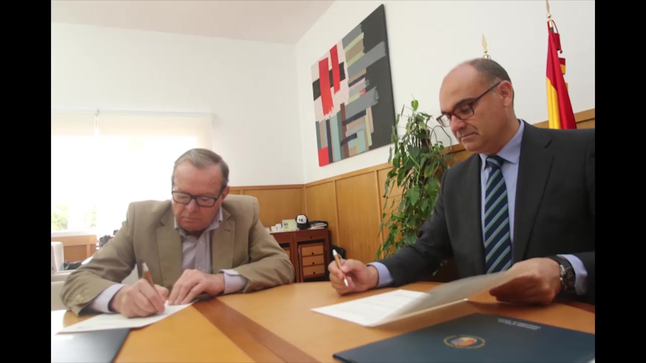 Imagen de La Universidad de Alicante y el Club Náutico de Torrevieja firman un convenio de colaboración