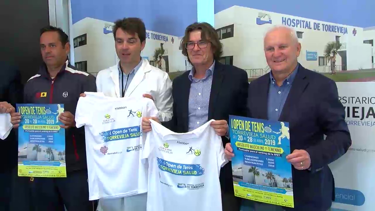 Imagen de El Hospital de Torrevieja se convierte en el patrocinador oficial del I Open de Tenis de Torrevieja