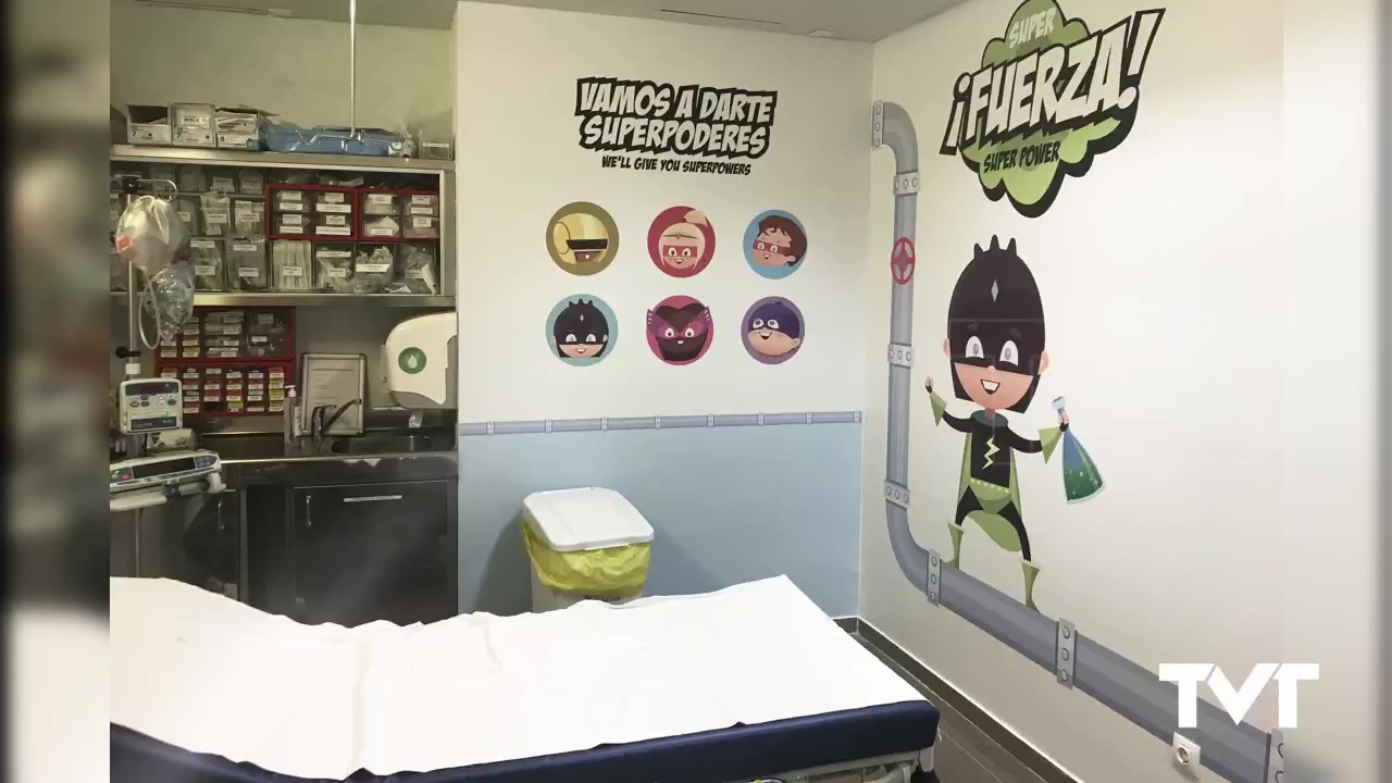 Imagen de Superhéroes para humanizar las urgencias pediátricas del Hospital Universitario de Torrevieja