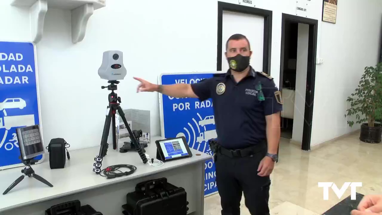 Imagen de La Policía Local adquiere un radar móvil para controlar el exceso de velocidad en toda Torrevieja
