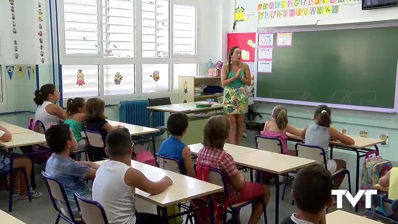 Imagen de Educación prepara la adjudicación de 15.600 plazas docentes para el nuevo curso