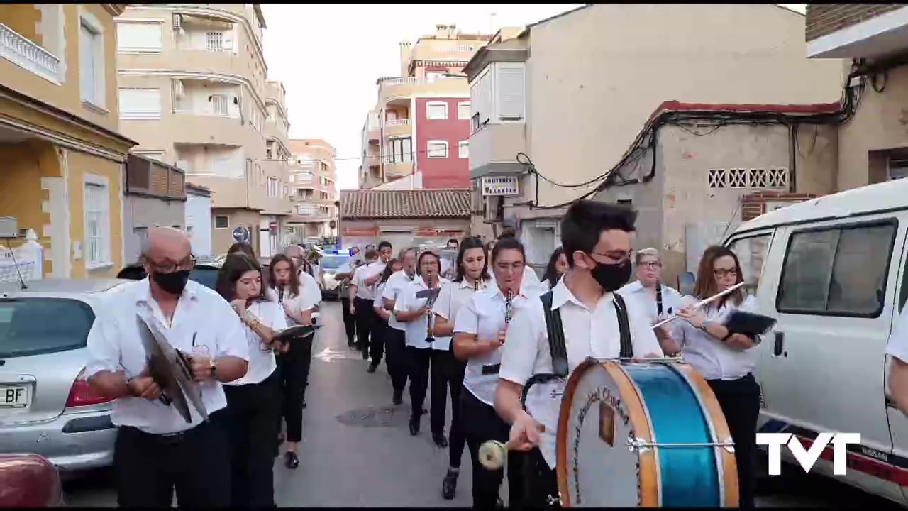 Imagen de Pasacalles, misa, fuegos artificiales y música, en las fiestas de La Mata