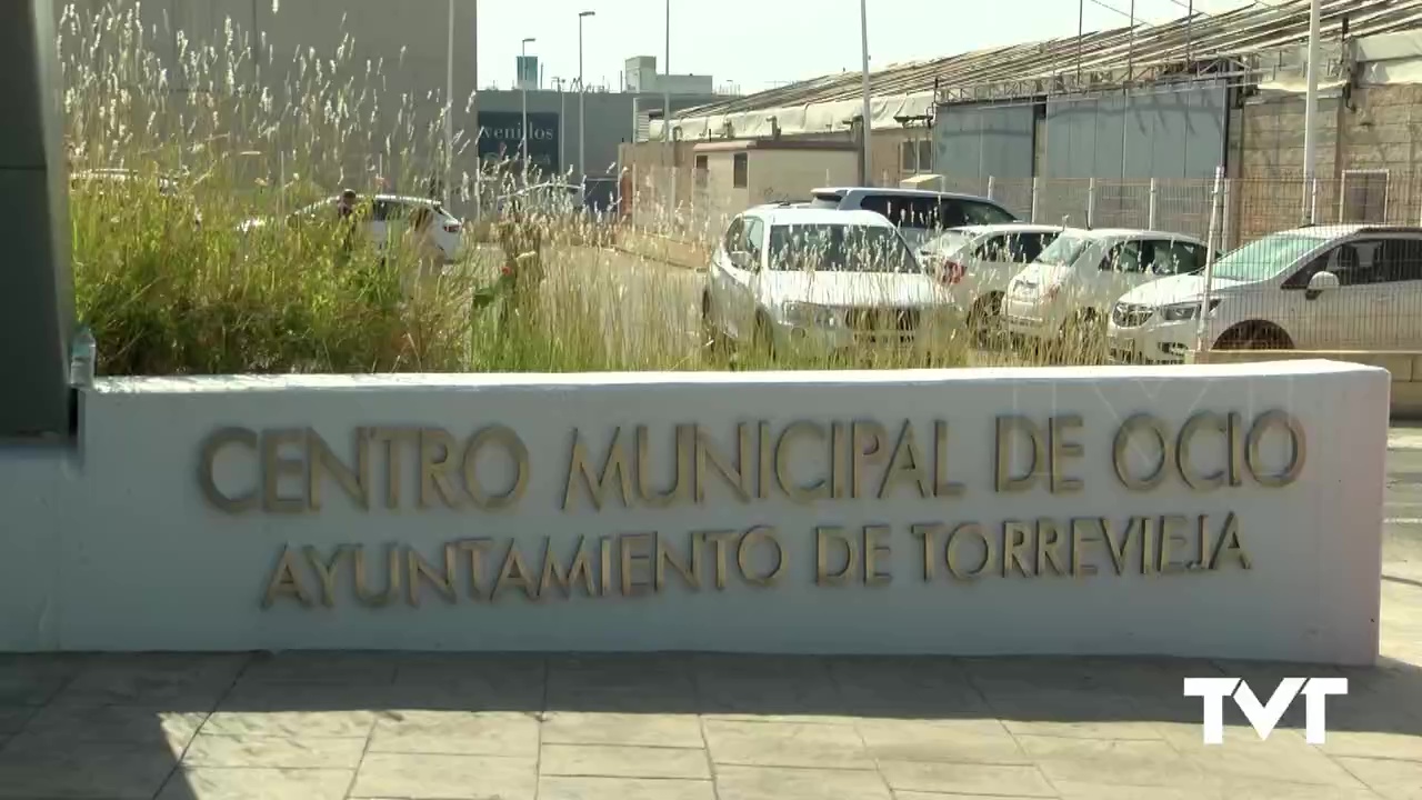 Imagen de Torrevieja ofrece sus espacios municipales ante posible vacunación masiva anunciada por el Consell