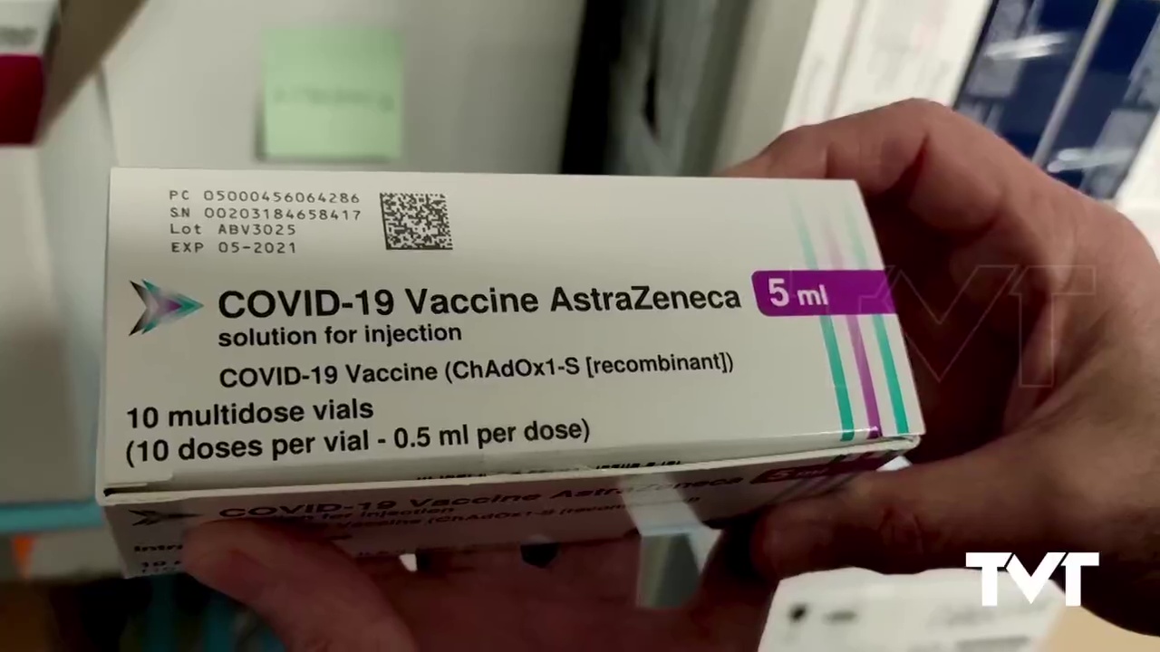 Imagen de Sanidad ordena a los departamentos de salud paralizar la vacunación con AstraZeneca