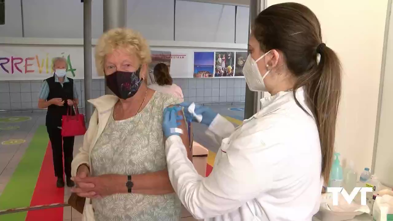 Imagen de La Comunidad Valenciana comenzará a vacunar a las personas de 69 a 66 años la próxima semana