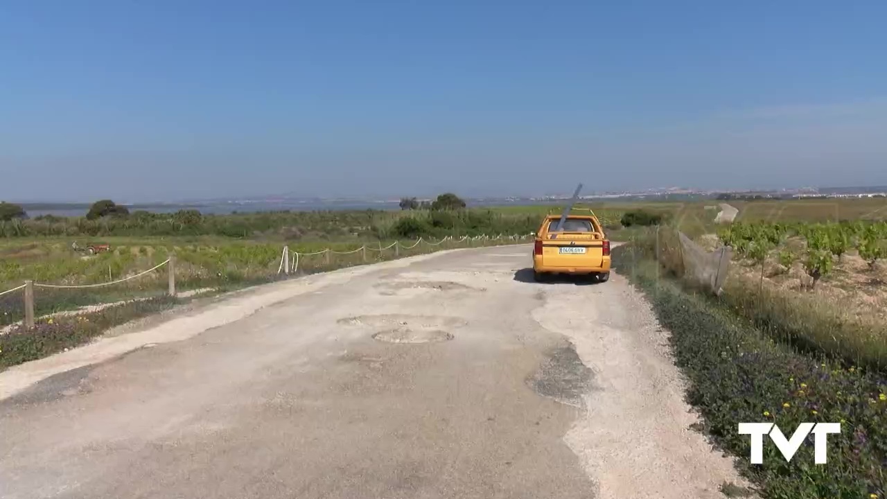 Imagen de El viejo camino entre el Parque Natural de La Mata y Guardamar será adecentado y reasfaltado