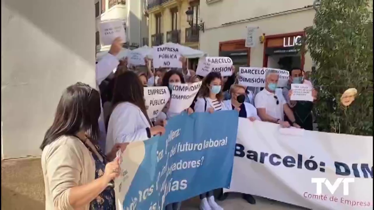 Imagen de Unides Podem, PP, y Cs apoyan a los trabajadores. Compromís no lo tiene claro