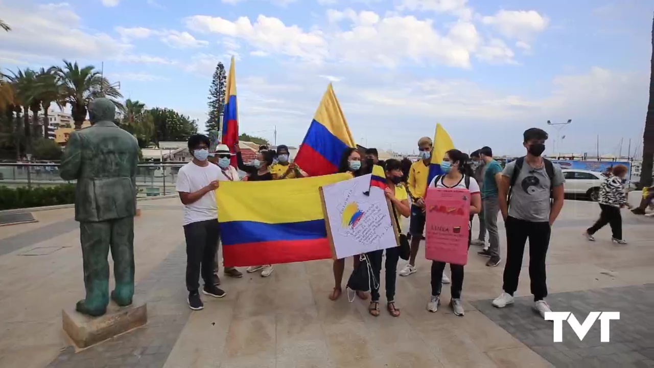 Imagen de La comunidad colombiana continúa con sus marchas pacíficas por la paz en Colombia
