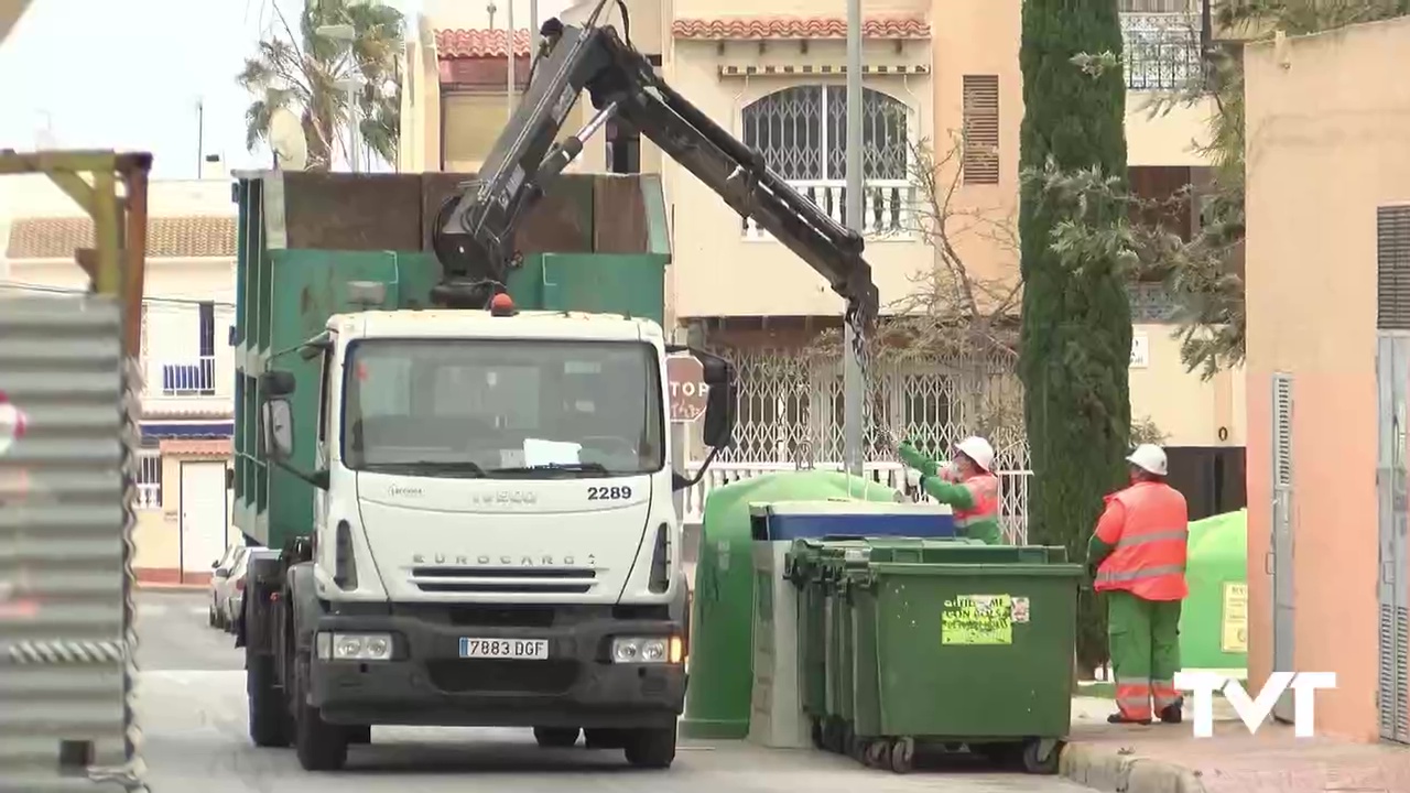 Imagen de Los Verdes denuncian el mal estado de los camiones de basura de Torrevieja
