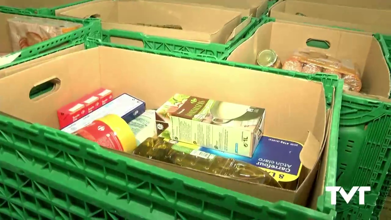 Imagen de Se reparten 23.000 lotes de alimentos y productos de primera necesidad a familias necesitadas