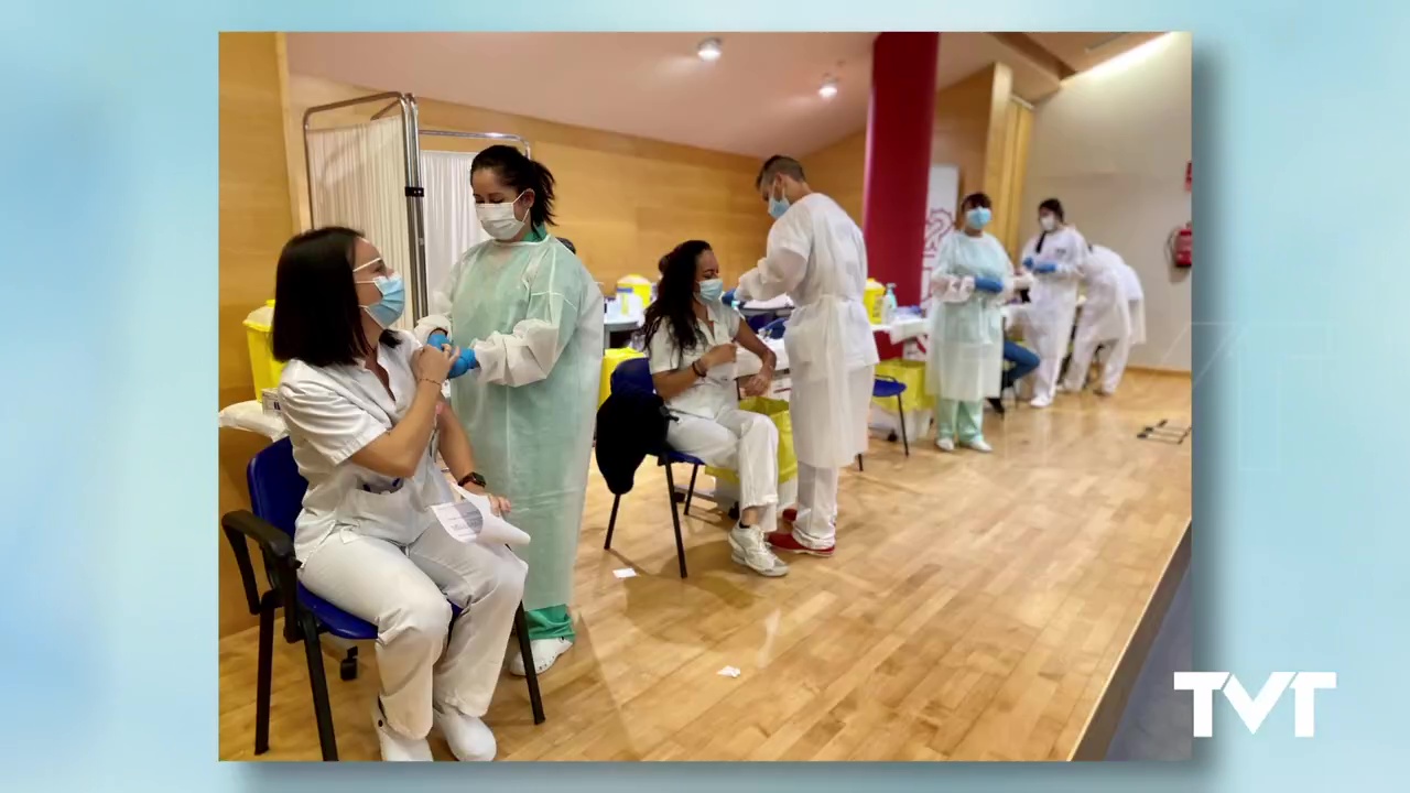 Imagen de Comienza la vacunación de dosis de recuerdo Covid-19 para los trabajadores sanitarios de Torrevieja