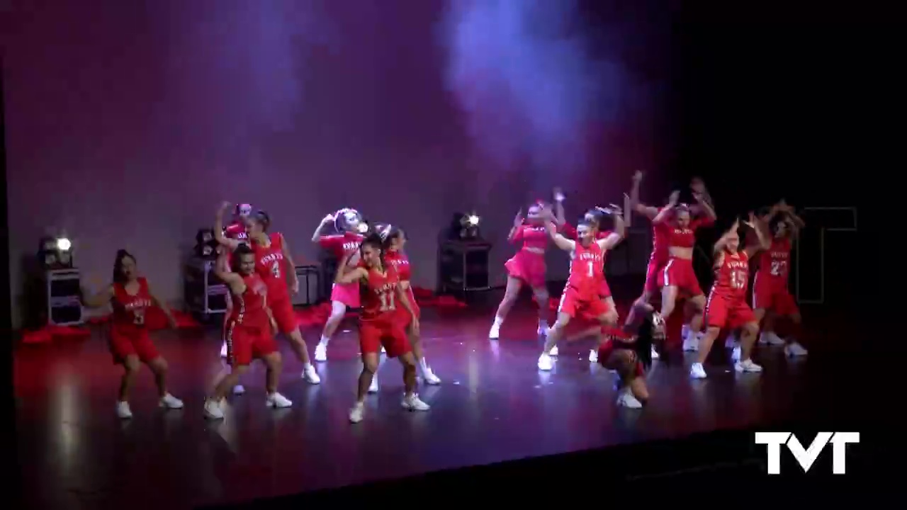 Imagen de Grupos de baile de competición. Todo un espectáculo en el Teatro Municipal