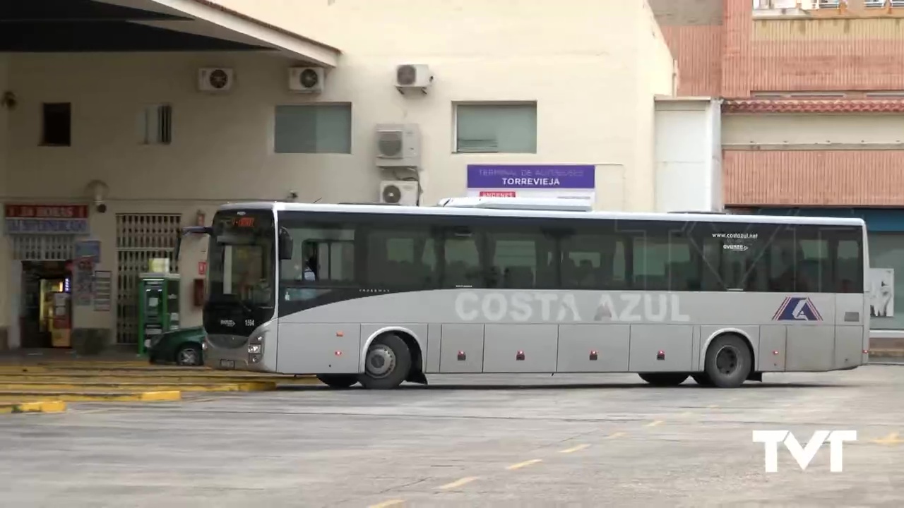 Imagen de Política Territorial licita el servicio público de transporte CV-214 Torrevieja-Alicante
