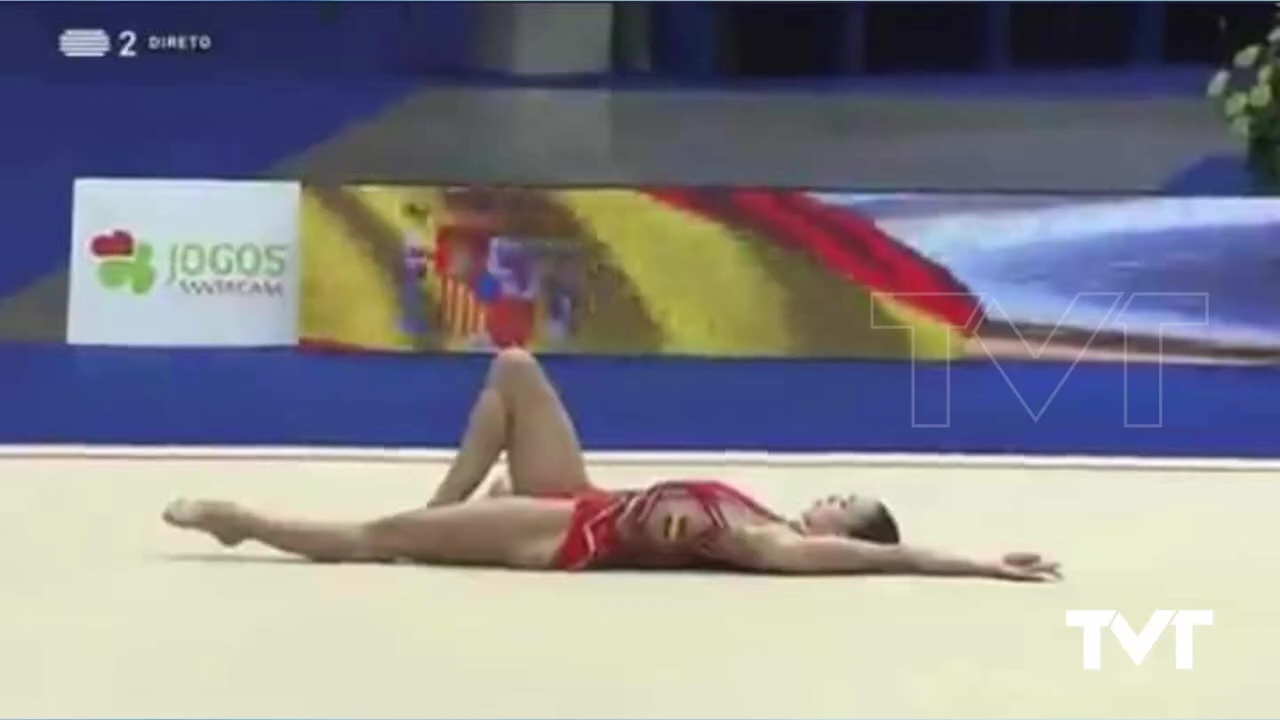 Imagen de La gimnasta torrevejense Polina Berezina, 4ª en la final de pelota, de la Copa del Mundo de Portimao