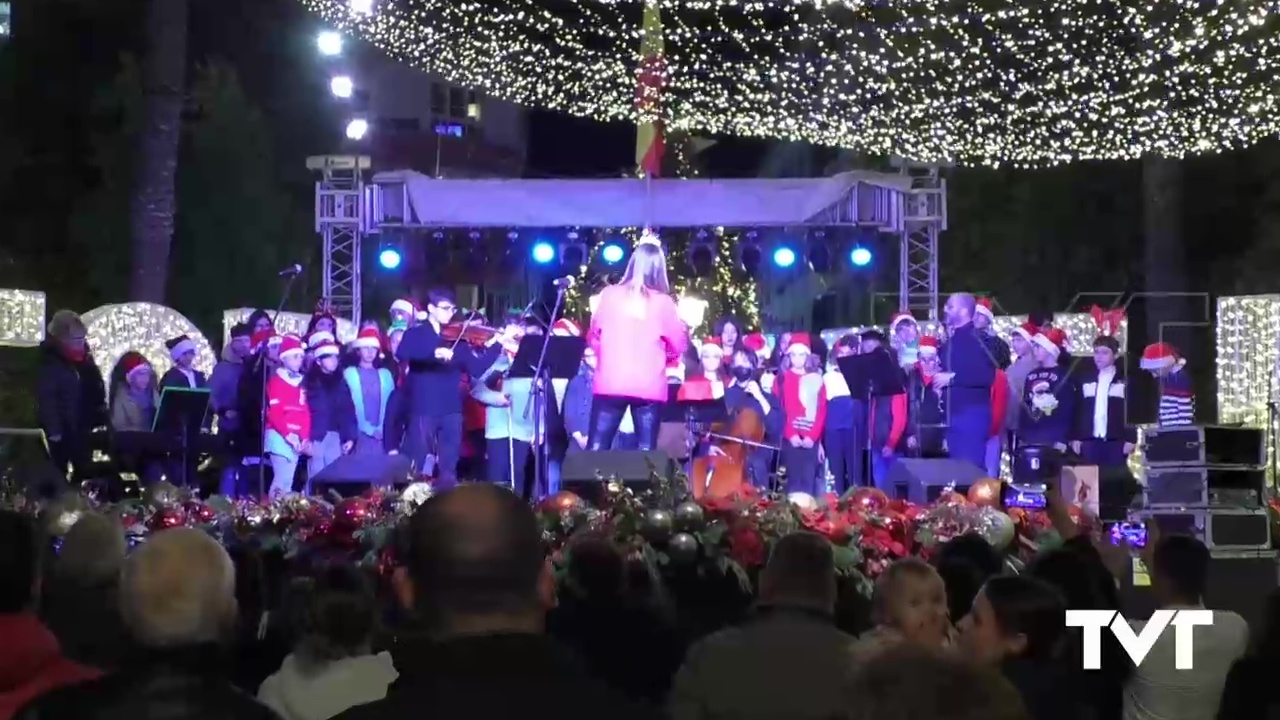 Imagen de El Conservatorio en Navidad brilla con luz propia en el escenario de La Plaza