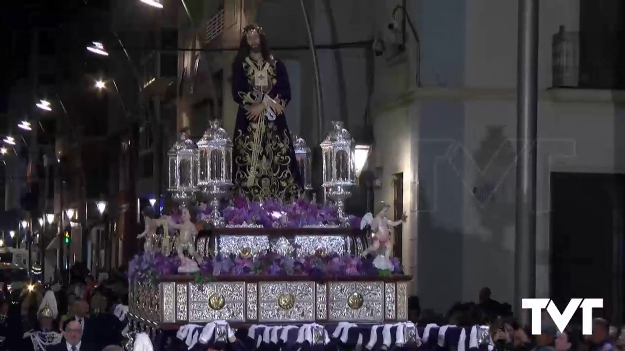 Imagen de Fervor, recogimiento y expectación en la procesión del Lunes Santo