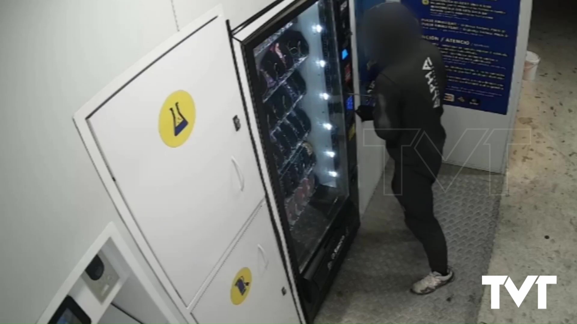 Imagen de La Guardia Civil detiene a un hombre por tres robos en máquinas expendedoras en Torrevieja