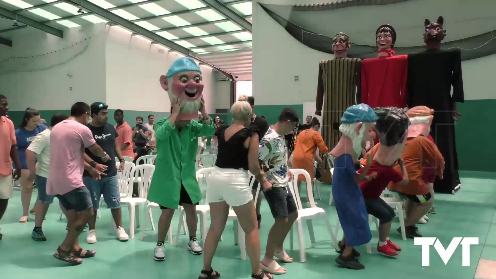 Imagen de Se inician las fiestas en honor a la Virgen del Carmen con el almuerzo dedicado a Alpe y Apanee