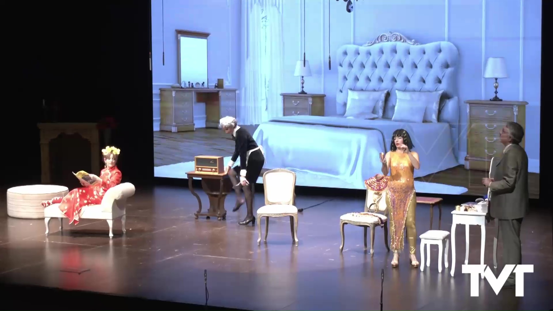 Imagen de Con un teatro lleno, Ars Creatio puso en escena «Un marido de ida y vuelta»