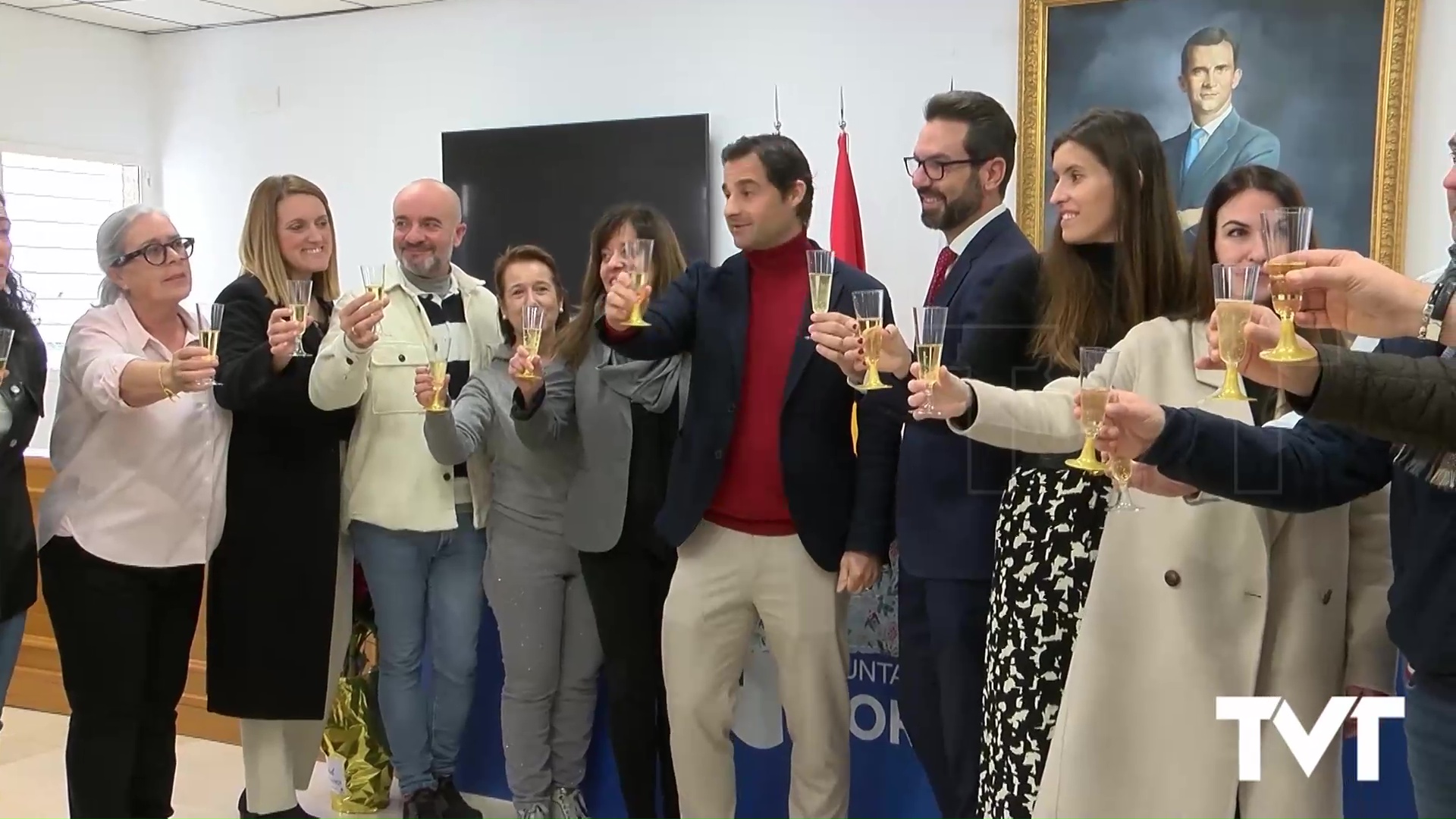 Imagen de Un clásico de la Navidad: brindis repleto de buenos deseos entre políticos y medios de comunicación 