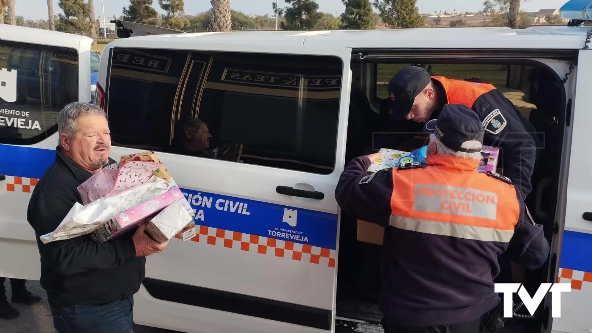 Imagen de La campaña «Ningún niño sin juguete» consiguió reunir más de 500 juguetes en Torrevieja 