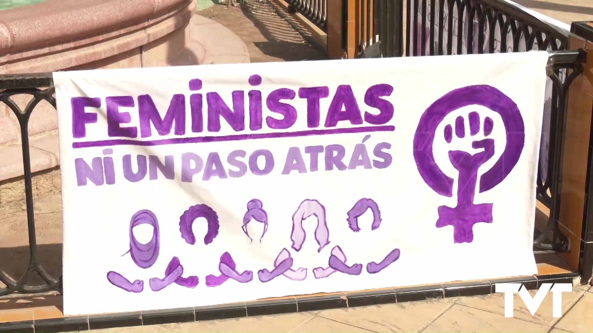 Imagen de Dinámicas y marcha para defender los derechos y libertades de la mujer 