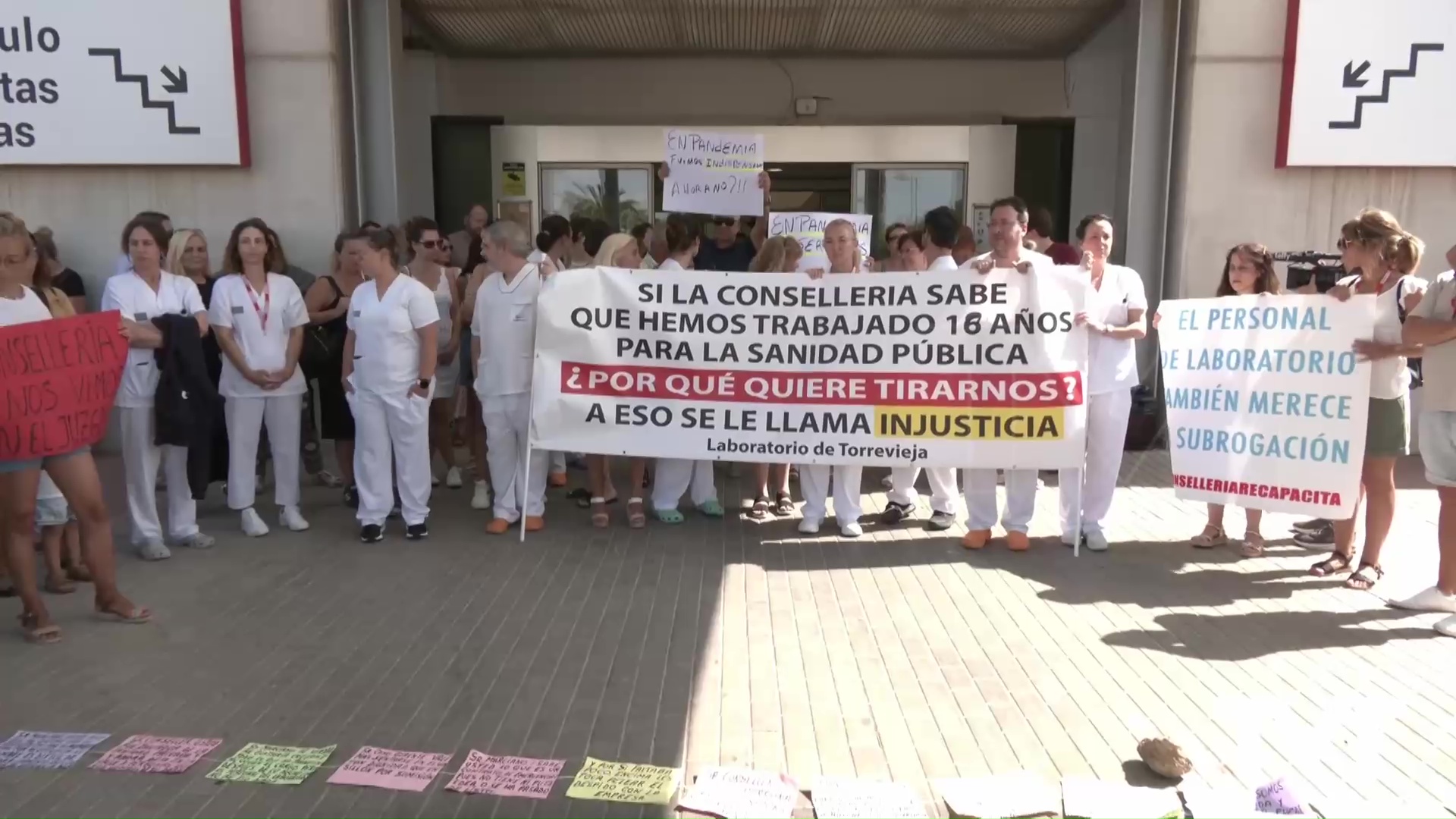Imagen de Último día de trabajo para el personal del Laboratorio del Hospital de Torrevieja tras 18 años prestando sus servicios 