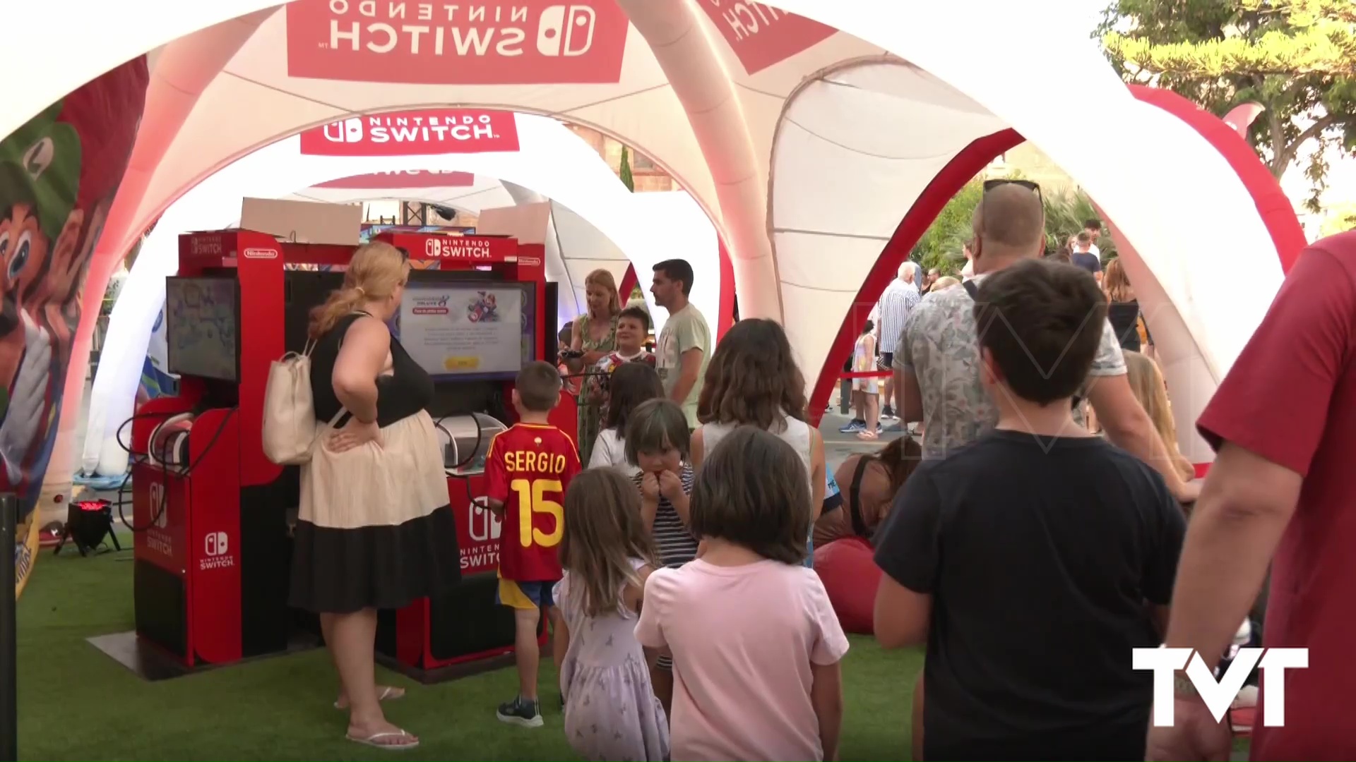 Imagen de Mario y sus amigos visitaron Torrevieja con el Nintendo Switch Tour 