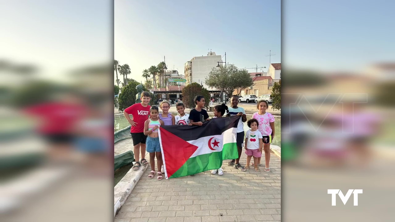 Imagen de 	Siete niños y niñas saharauis, de entre 8 y 10 años, pasan sus vacaciones en paz en Torrevieja y otros municipios de la Vega Baja