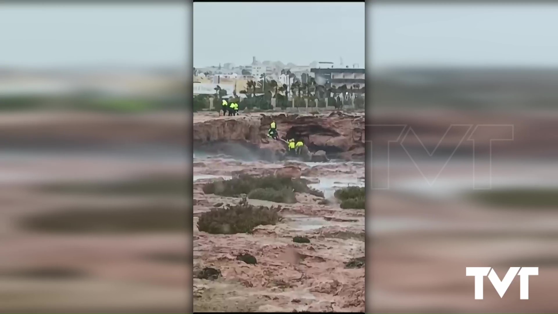Imagen de Hallan el cuerpo sin vida de una persona en Cala Cornuda de Torrevieja