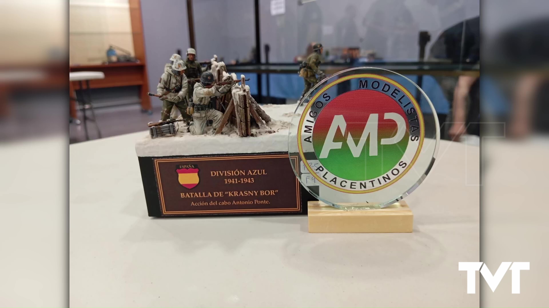 Imagen de El torrevejense Rafael Aracil consigue dos medallas de bronce y premio especial en el Concurso Internacional de modelismo de Zaragoza 