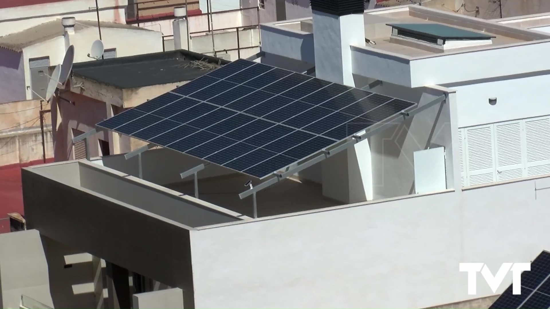 Imagen de El PSOE de Torrevieja propone la modificación de los requisitos para la bonificación de la instalación de paneles solares 