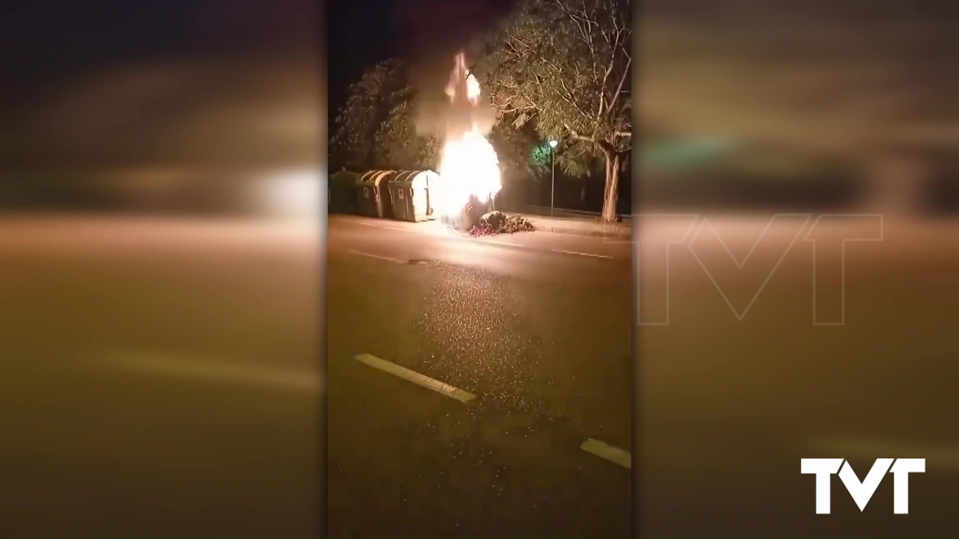 Imagen de Incendio de un contenedor de recogida de residuos sólidos urbanos en Torrevieja