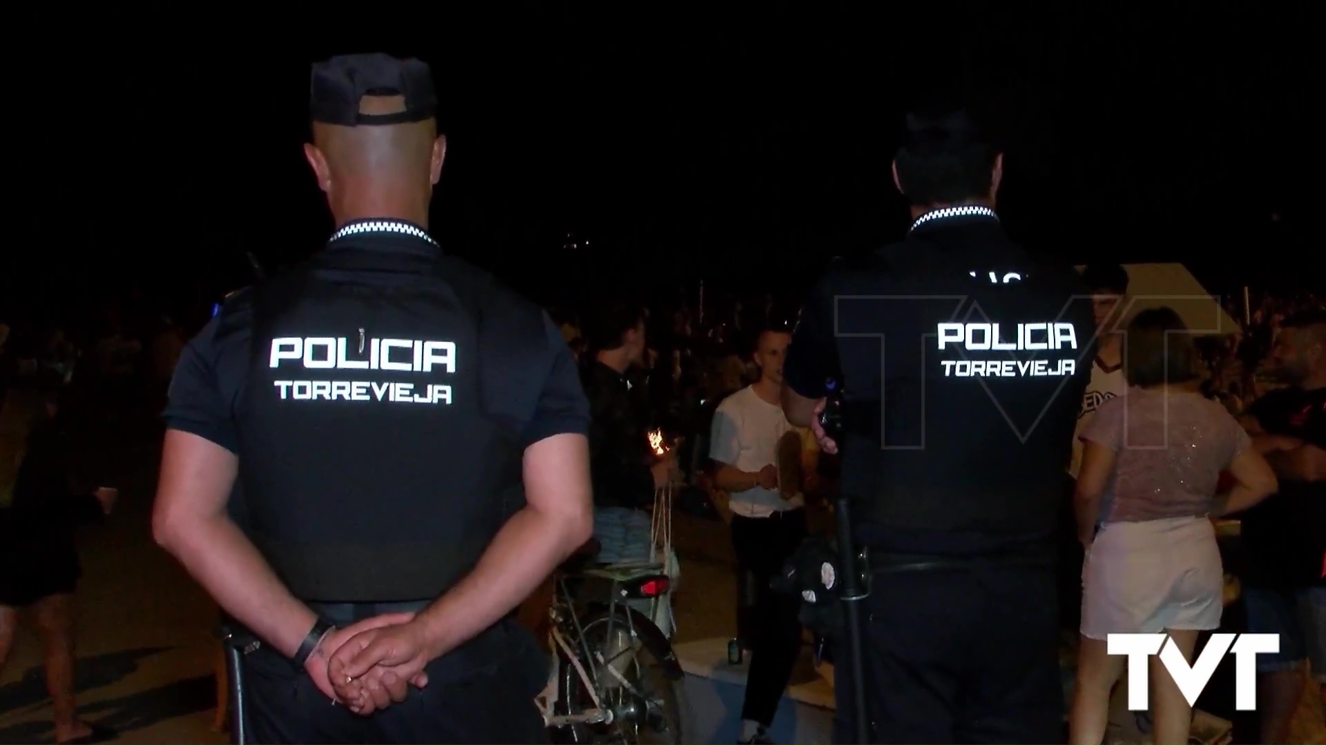 Imagen de Detenido un joven de 16 años tras asestar un navajazo en la cara a otro joven durante la noche de San Juan en la playa de los Náufragos