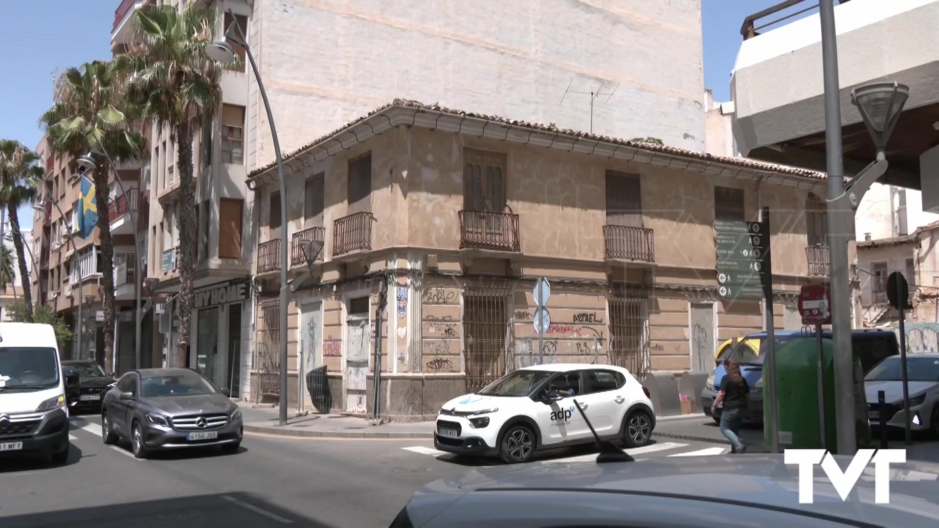 Imagen de El ayuntamiento advierte a la Fundación López Dols que actuará de forma subsidiaria sobre el edificio, con un coste de casi medio millón de euros,  si no toma medidas