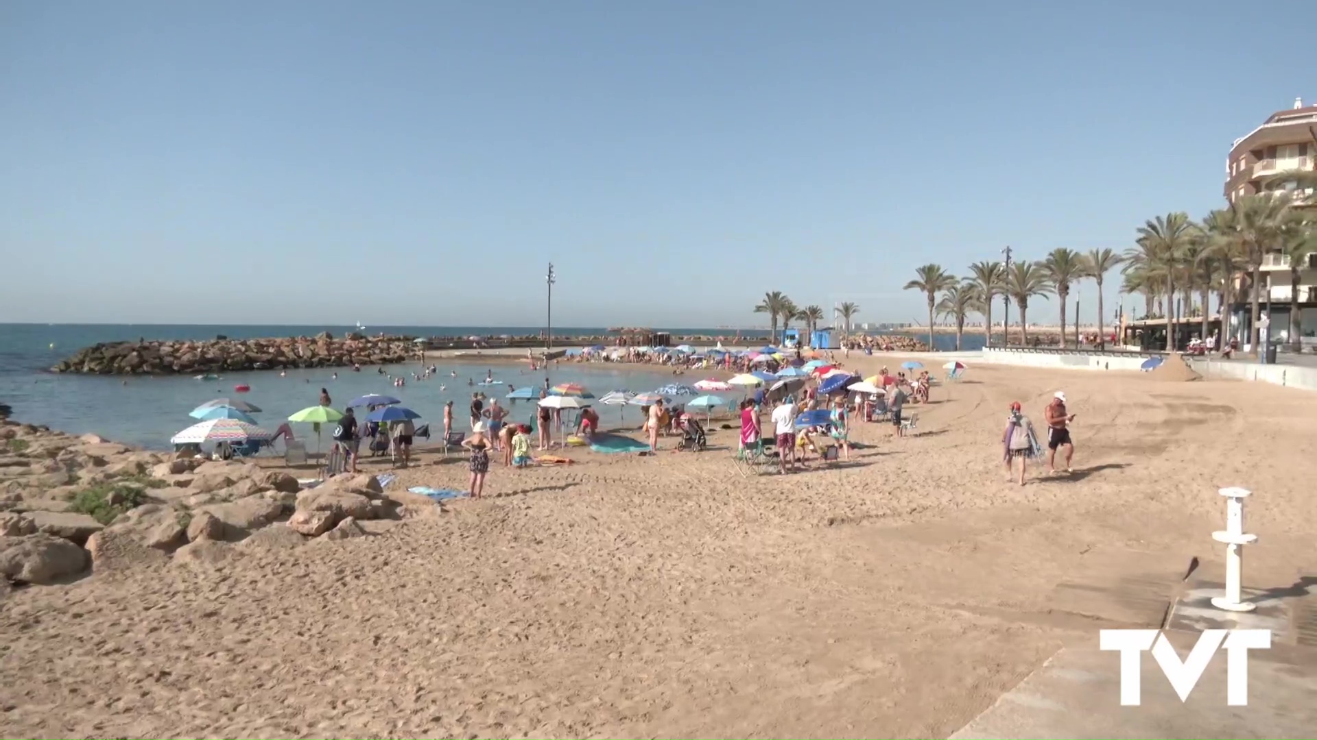 Imagen de Fallece un hombre en las piscinas naturales del Paseo Juan Aparicio