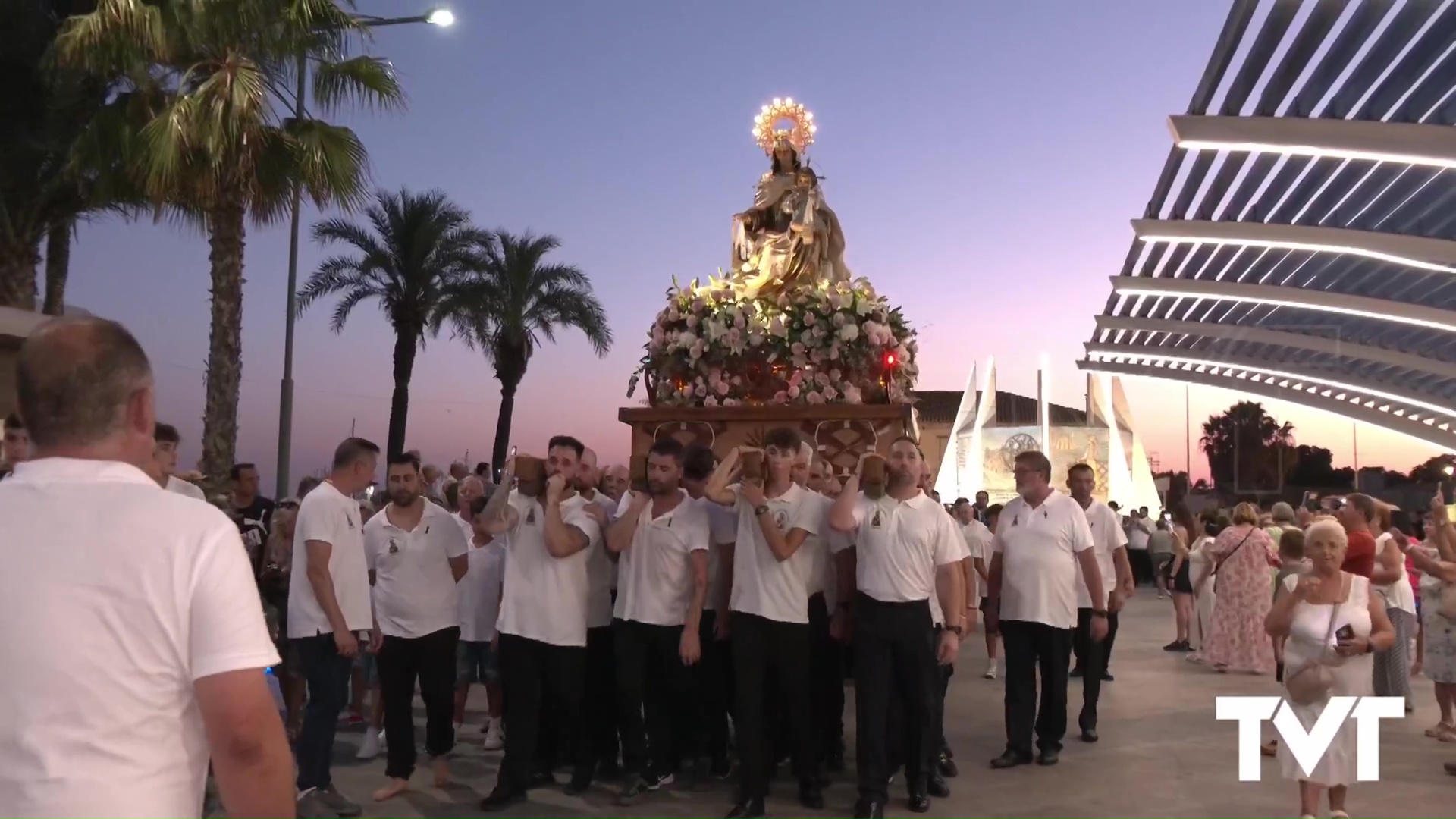 Imagen de Un reencuentro muy esperado: Así procesionó la Virgen del Carmen en el día de su festividad