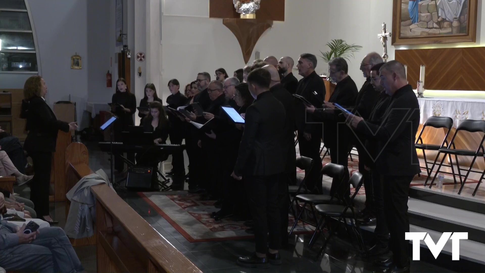 Imagen de La coral Francisco Vallejos interpretó el concierto «Hacia la luz Eterna»