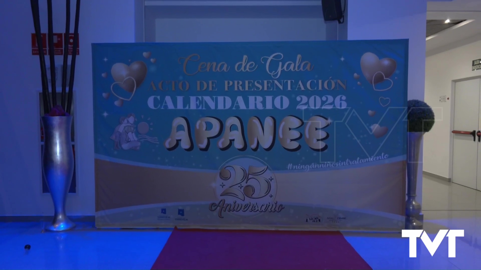 Imagen de Apanee celebra su 25 aniversario y presenta su calendario solidario 2026