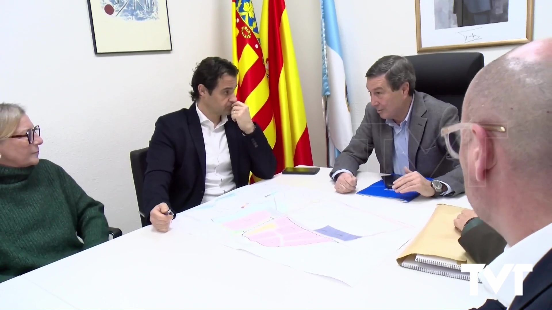 Imagen de El conseller se compromete a concluir el proceso de estatutarización del personal laboral a extinguir antes de que finalice su legislatura