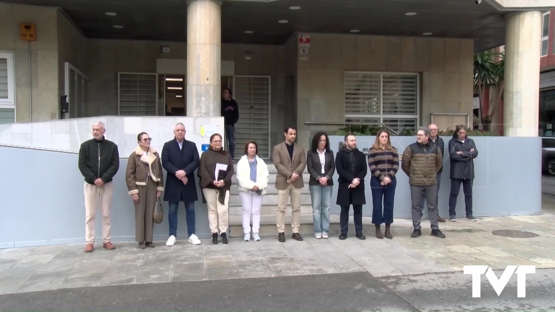 Imagen de Torrevieja se suma al minuto de silencio en recuerdo de las víctimas del 11 M