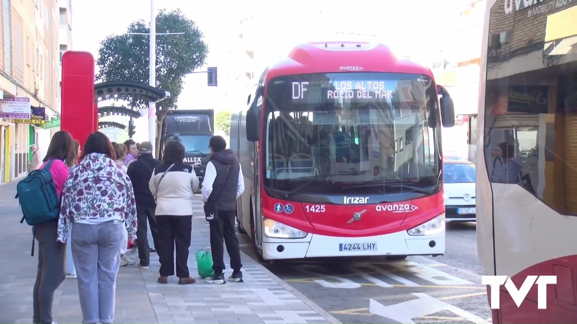Imagen de El Ayuntamiento de Torrevieja adjudica el nuevo servicio de transporte urbano a Avanza Movilidad Levante