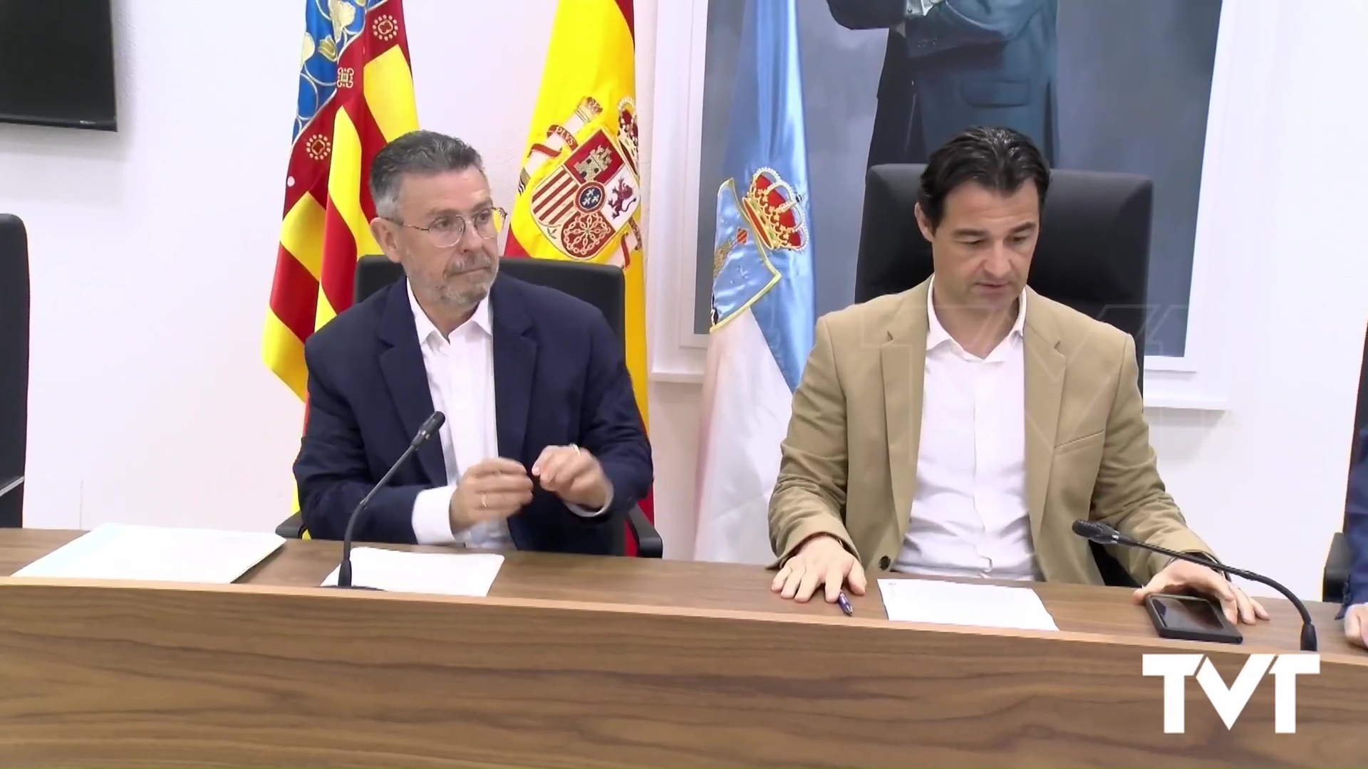 Imagen de El subdelegado de gobierno se compromete con Torrevieja en reforzar el número de agentes de Guardia Civil para verano