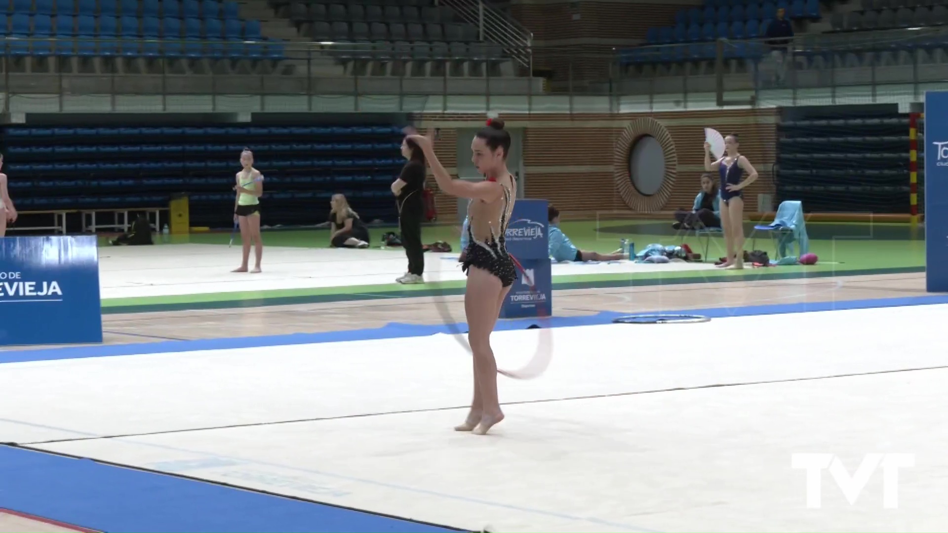 Imagen de Más de 200 gimnastas se dieron cita en el Torneo de gimnasia rítmica Ciudad de Torrevieja