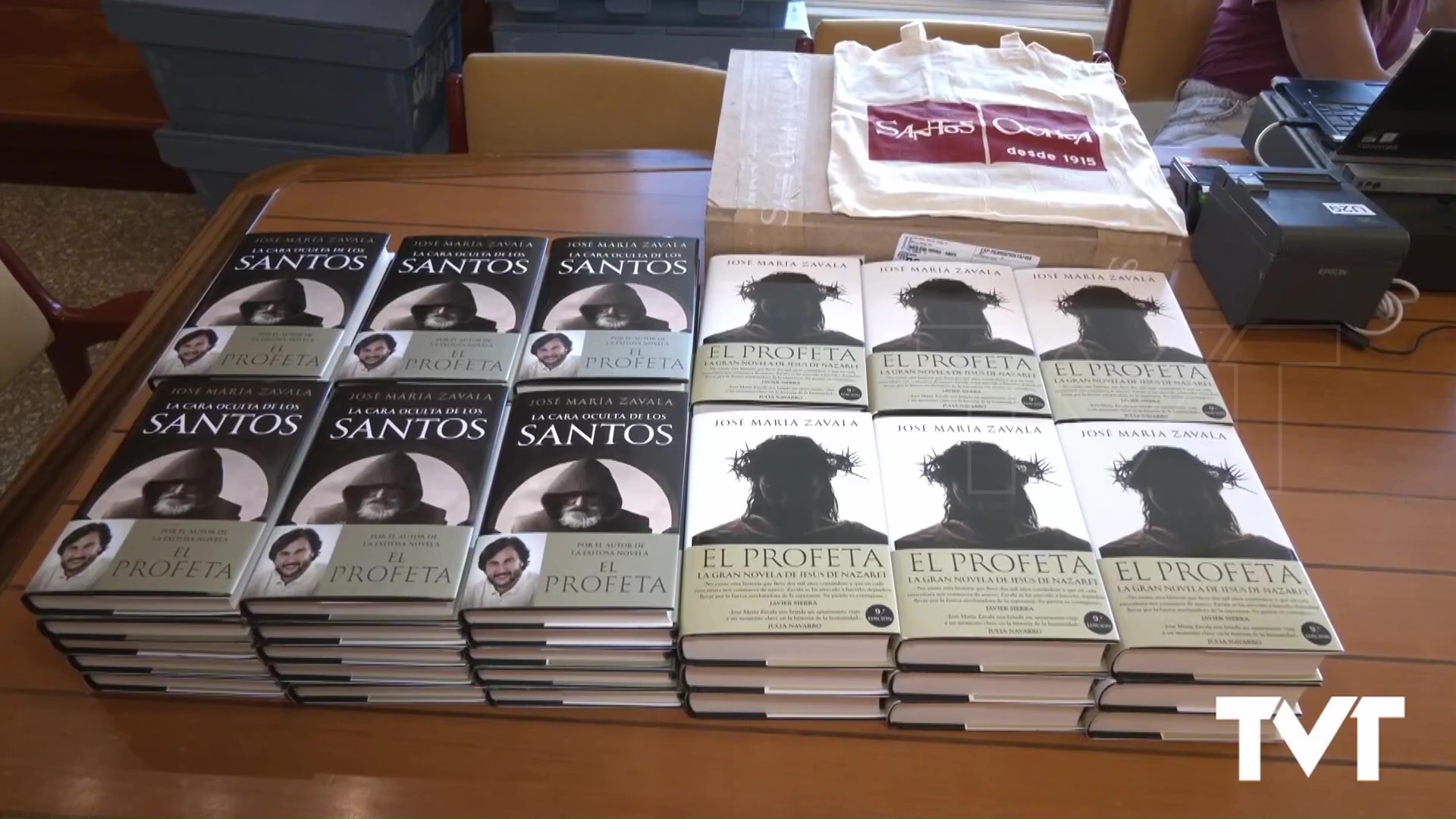 Imagen de José María Zavala presenta sus novelas «El Profeta» y «La cara oculta de los santos» en el Real Club Náutico de Torrevieja